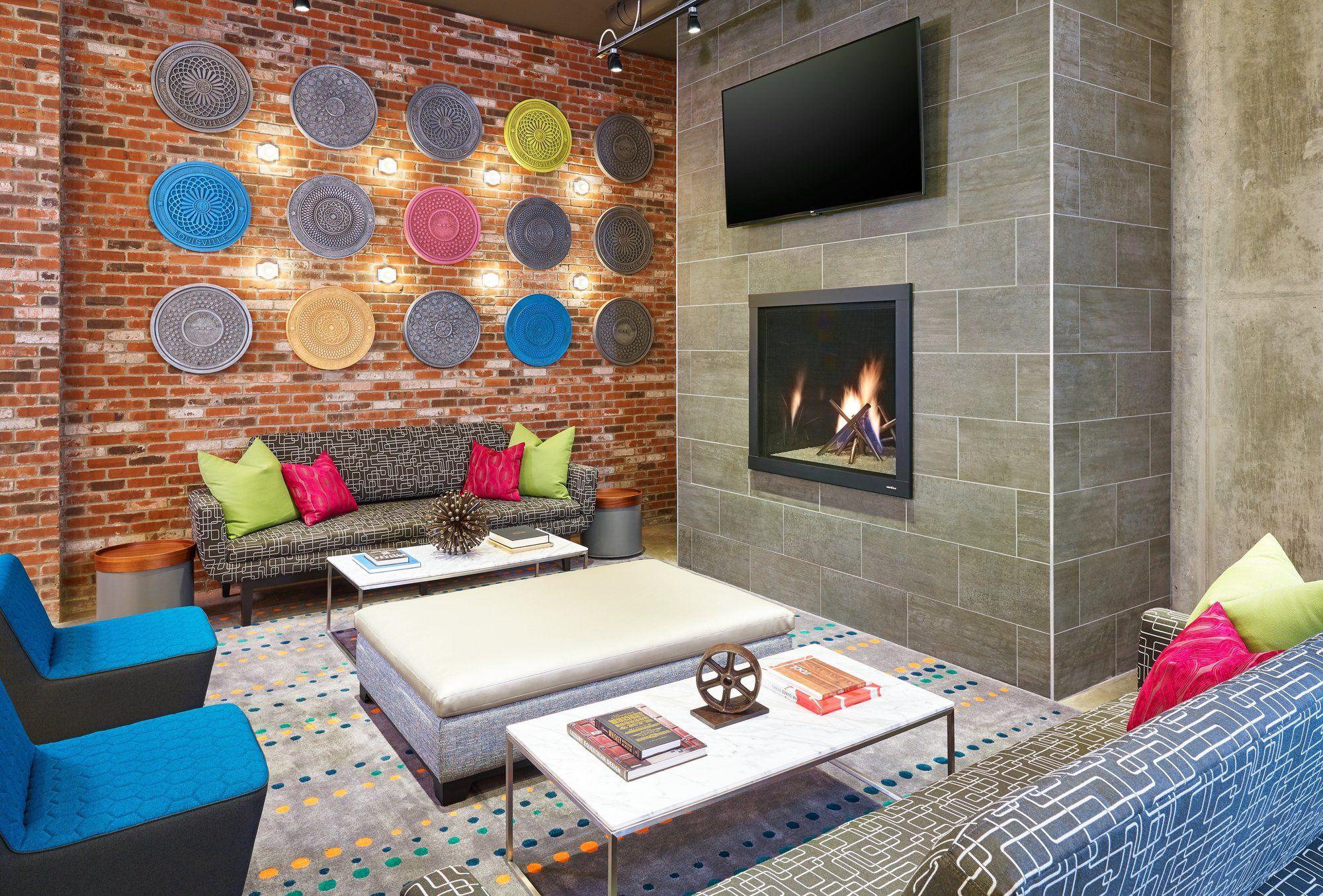 Aloft Downtown Hotel