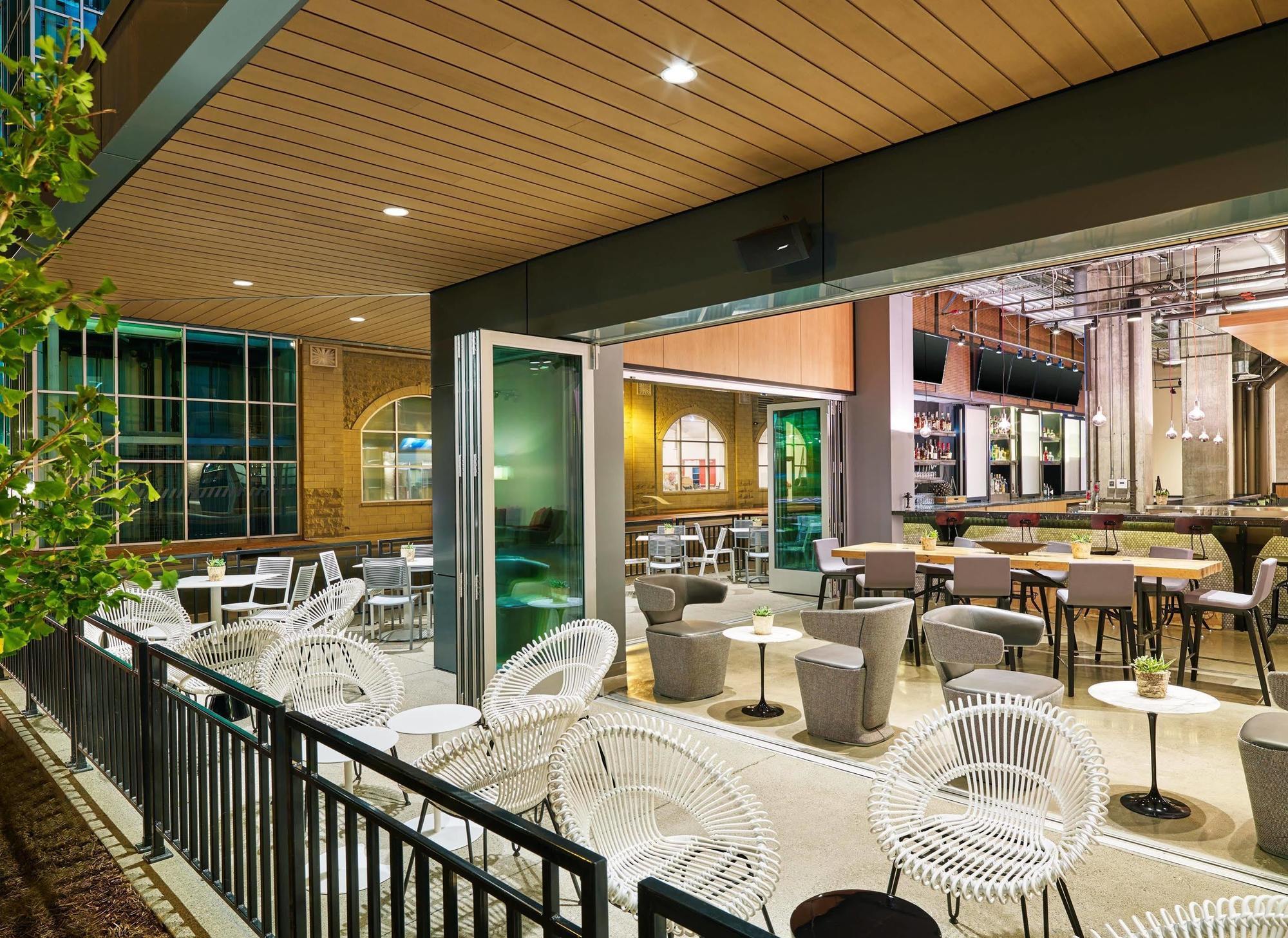Aloft Downtown Hotel